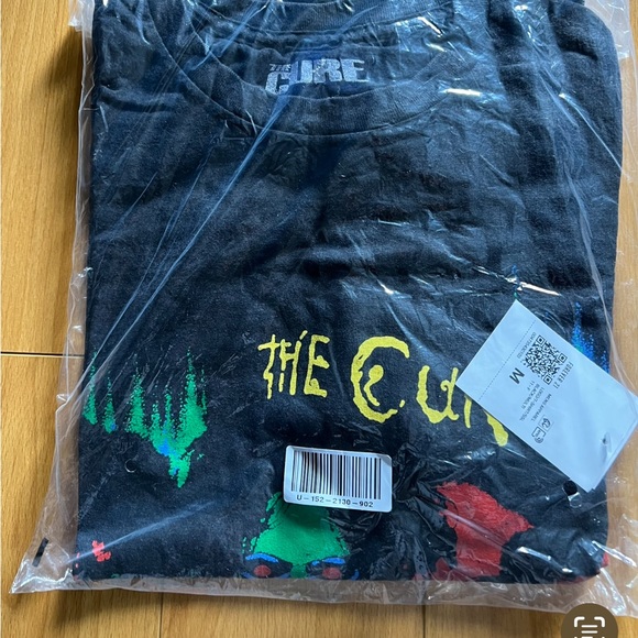 NWT! The Cure Tee Size Medium - Picture 5 of 5